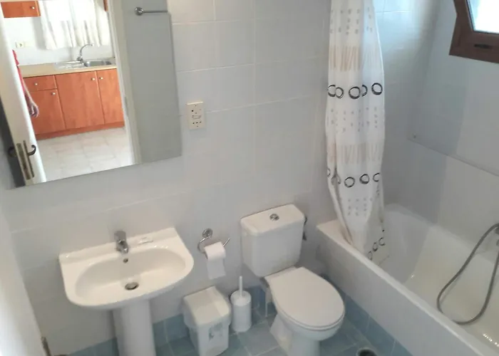 Valias House Finikounta